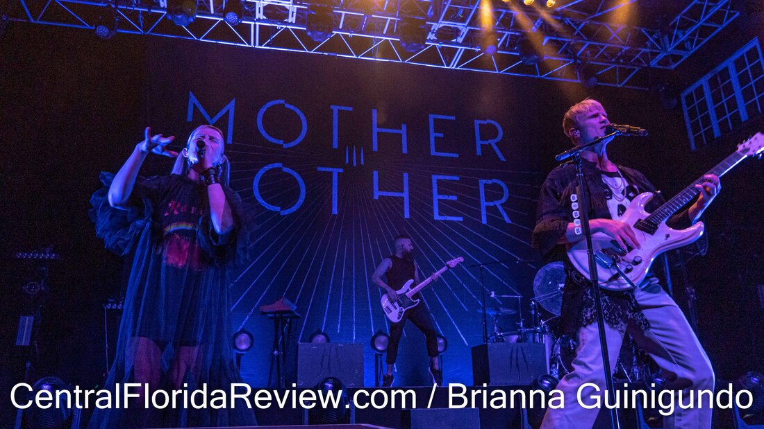 CENTRAL FLORIDA REVIEW .COM - Mother Mother (Oct. '22)